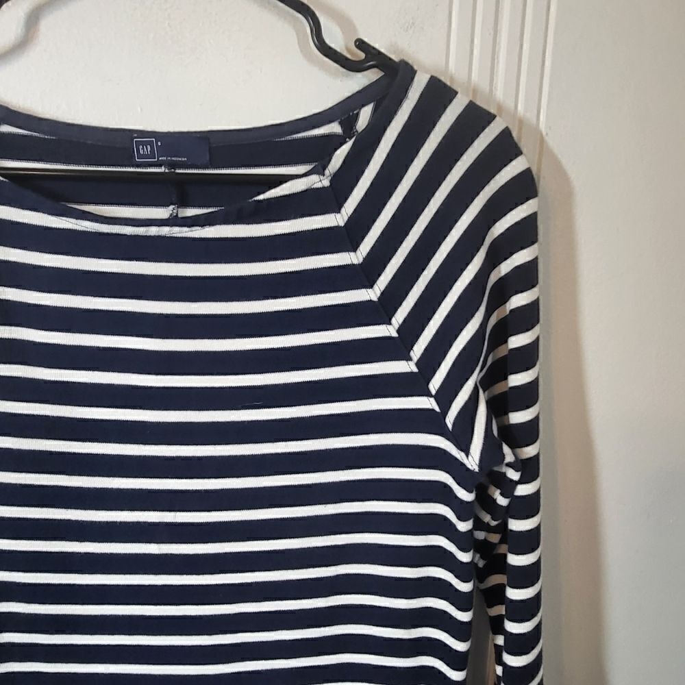 Gap Dress    - Picture 5 of 9